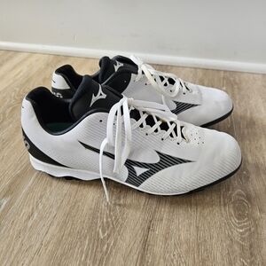 Mizuno Wave Lightrevo TPU molded baseball cleats mens size 7.5 whitw black GUC.